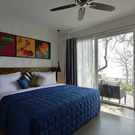 Cintacor Island Resort カルワル エクステリア 写真