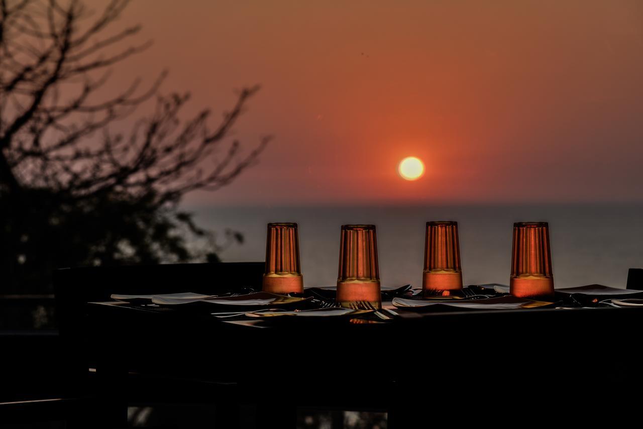 Cintacor Island Resort カルワル エクステリア 写真